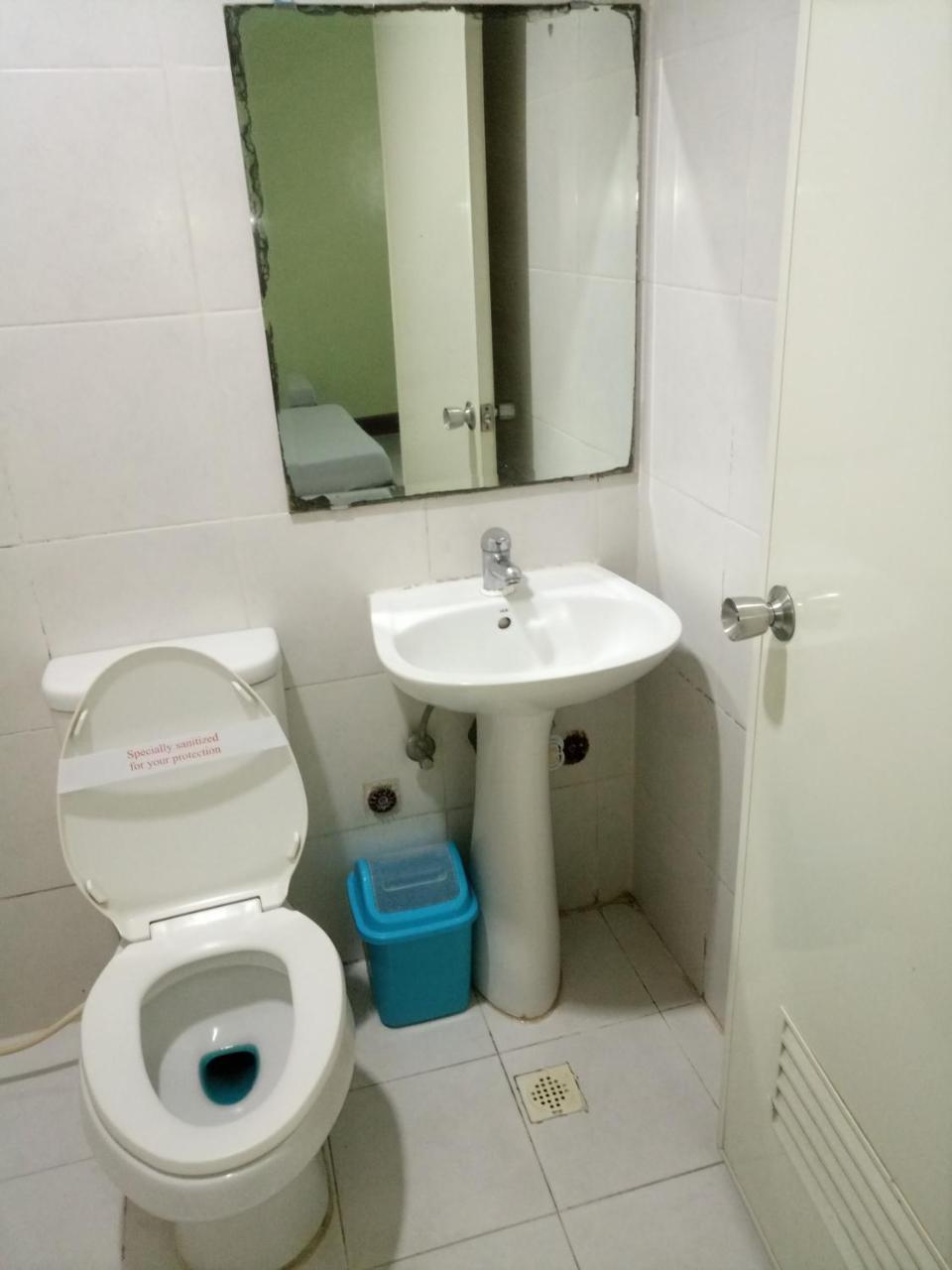 Vista Hotel Recto Манила Экстерьер фото